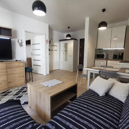 Apartament Julia Apartment *